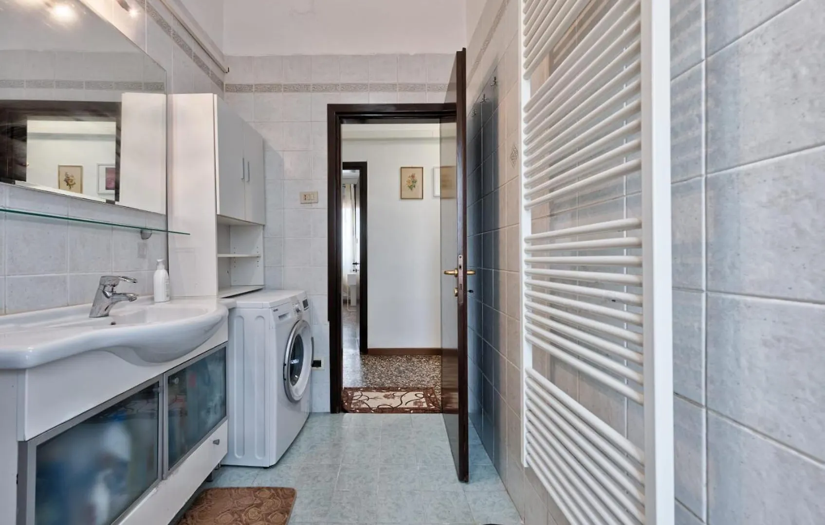 Bed & Breakfast Mahdi Venice Apartment Mestre Italy