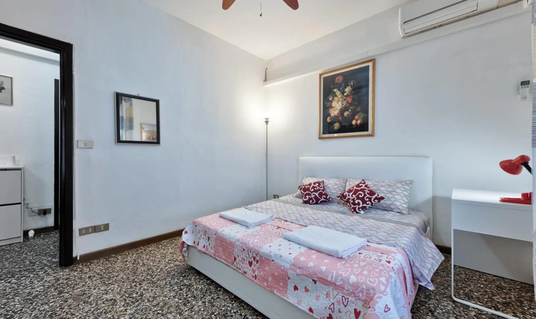 Mahdi Venice Apartment Mestre Bed & Breakfast